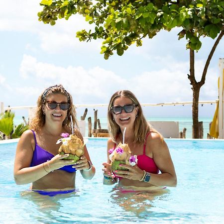 Pili Pili Palm Beach جامبياني المظهر الخارجي الصورة
