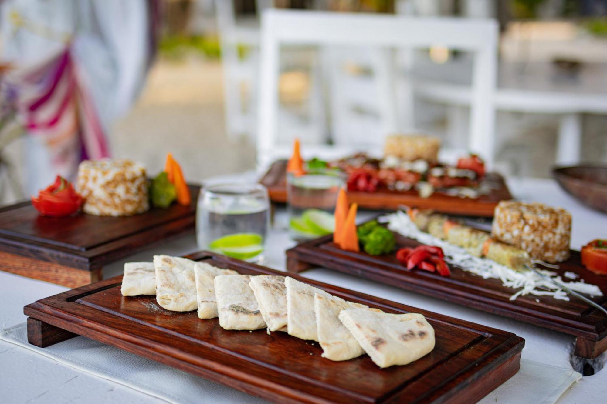 Pili Pili Palm Beach جامبياني المظهر الخارجي الصورة