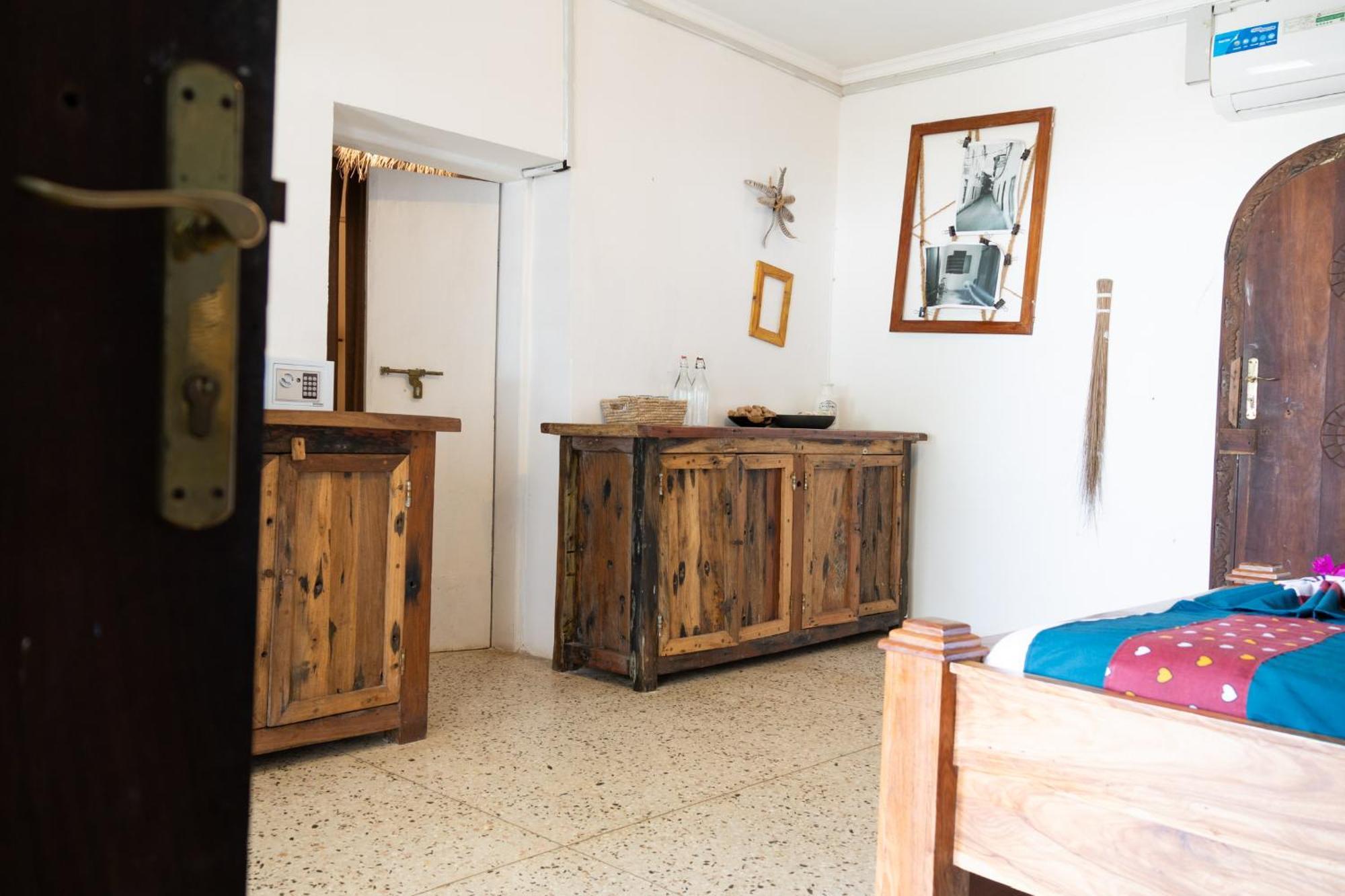 Pili Pili Palm Beach جامبياني المظهر الخارجي الصورة