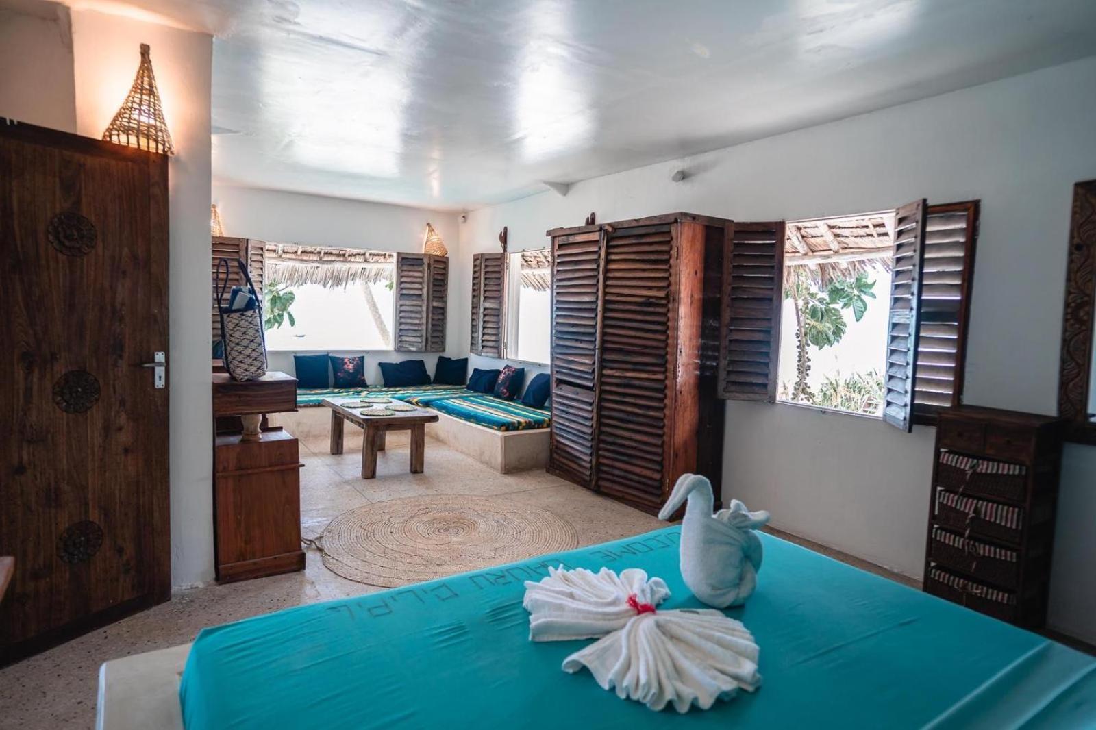 Pili Pili Palm Beach جامبياني المظهر الخارجي الصورة