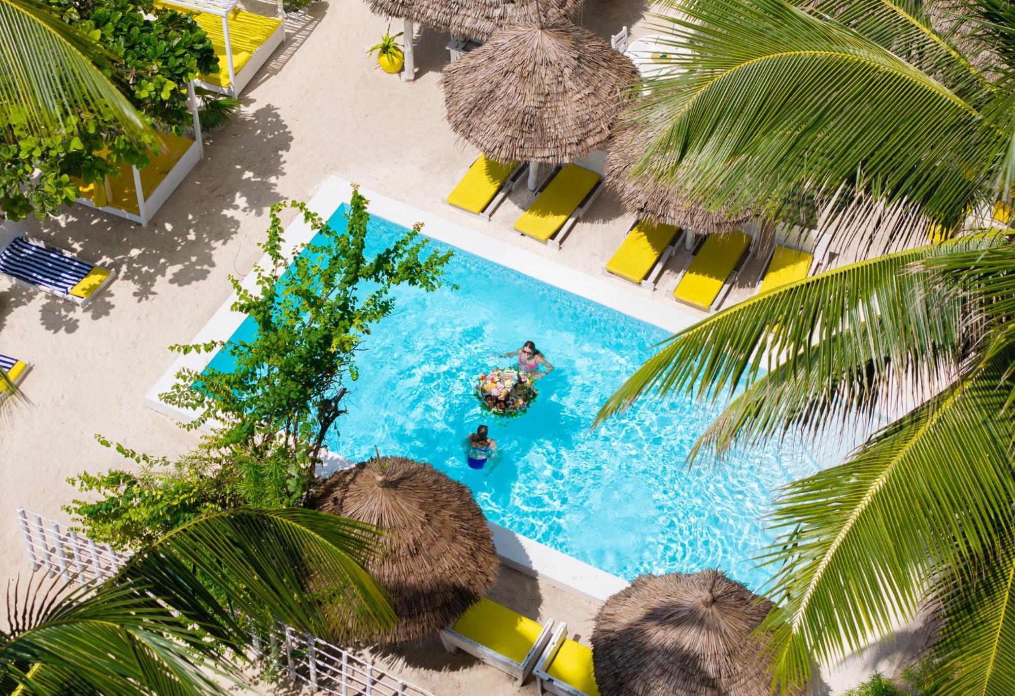 Pili Pili Palm Beach جامبياني المظهر الخارجي الصورة